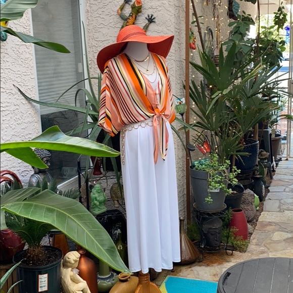 🧡🧡Very Cute 2Piece Outfit🧡🧡 - Picture 6 of 6